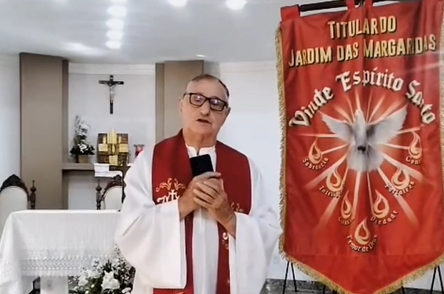 Arquidiocese de Salvador realiza a nomeação do novo pároco o que confirma criação da Paróquia do Divino Espírito Santo, no Jardim das Margaridas
